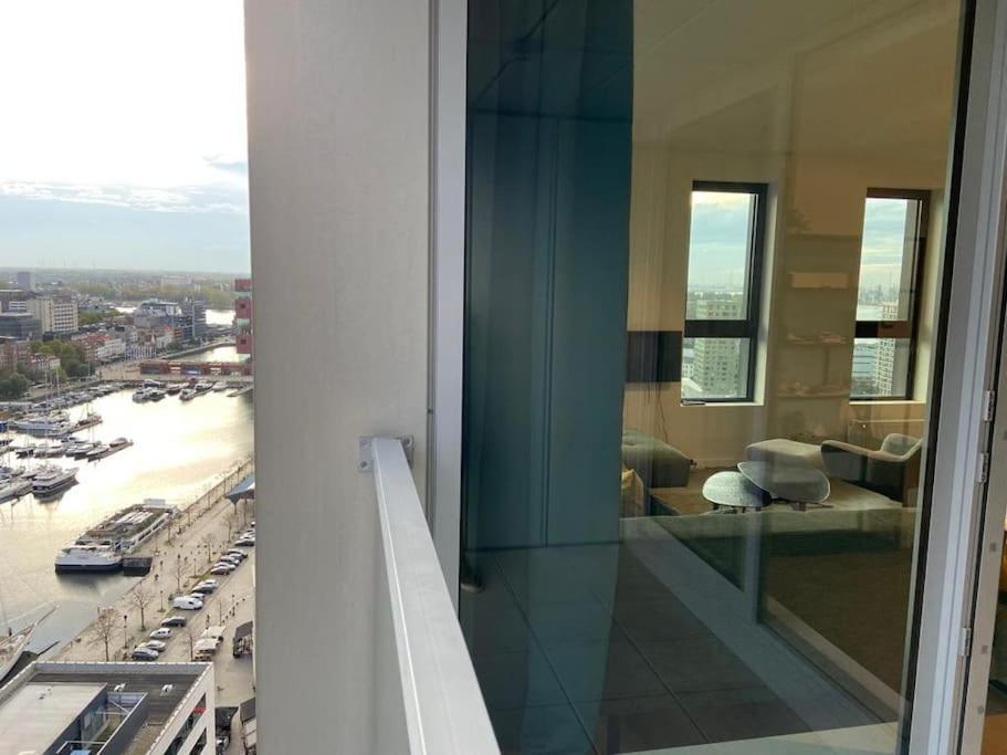 Uniek Appartement - Mooiste En Hoogste Uitzicht Op Antwerpen! - Incl Gratis Parking Εξωτερικό φωτογραφία