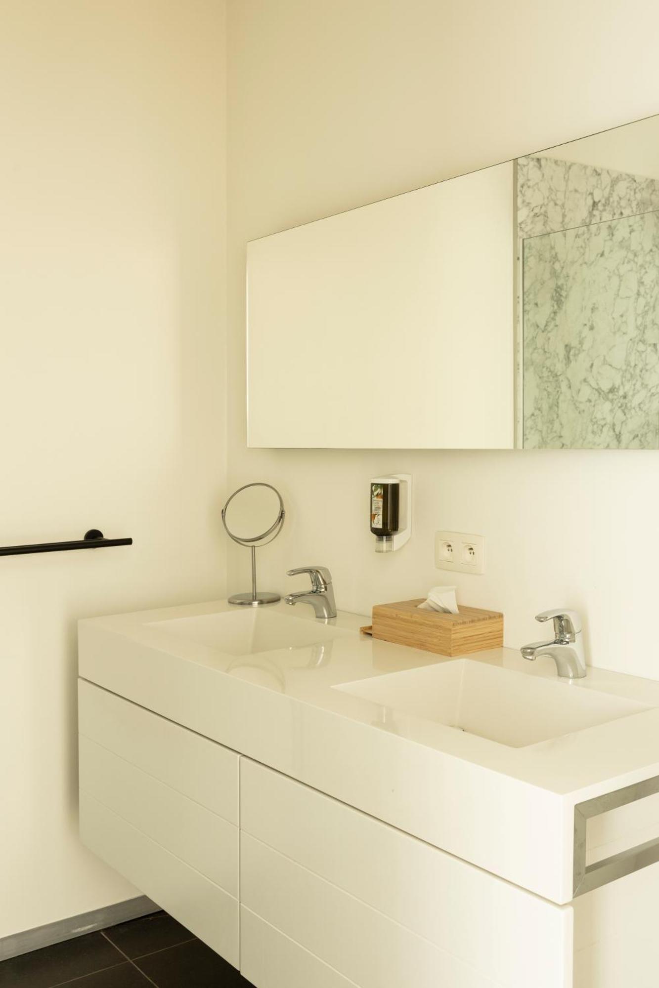 Uniek Appartement - Mooiste En Hoogste Uitzicht Op Antwerpen! - Incl Gratis Parking Εξωτερικό φωτογραφία
